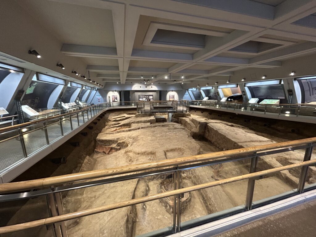 北墳丘墓内展示室１